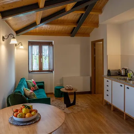 O Viso Ecovillage - Ecologico Vegano Hotel Orol