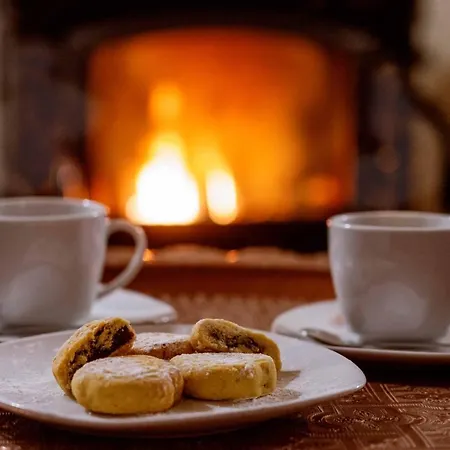 O Viso Ecovillage - Ecologico Vegano Hotel Orol